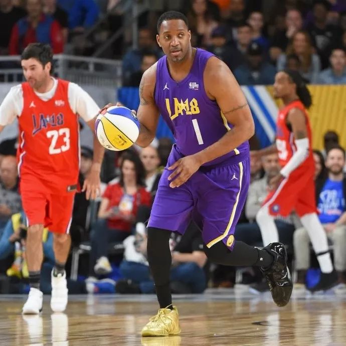 关注开球前 关注开球前